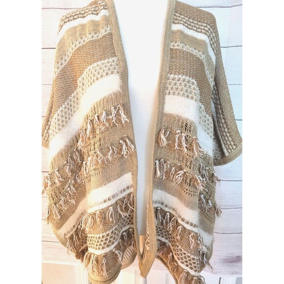 CHICO'S One Size Open Crochet Poncho With Fringe Neutral BOHO Bohemian Natural - Picture 6 of 9